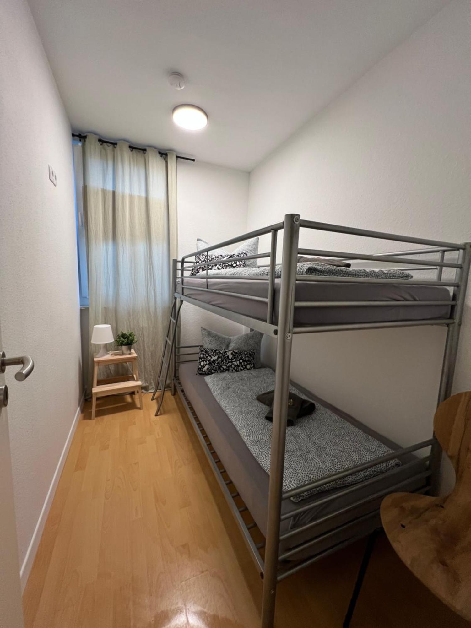 Apartment Humboldt 3 Schlafzimmer,Wifi, Netflix Parken, Terrasse, Klimatisiert, Naehe Zentrum เยนา ภายนอก รูปภาพ