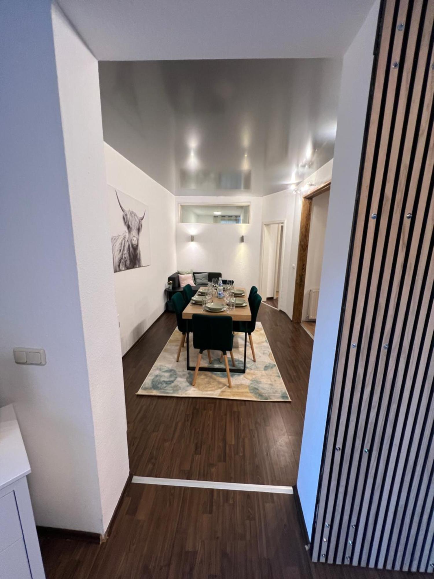 Apartment Humboldt 3 Schlafzimmer,Wifi, Netflix Parken, Terrasse, Klimatisiert, Naehe Zentrum เยนา ภายนอก รูปภาพ