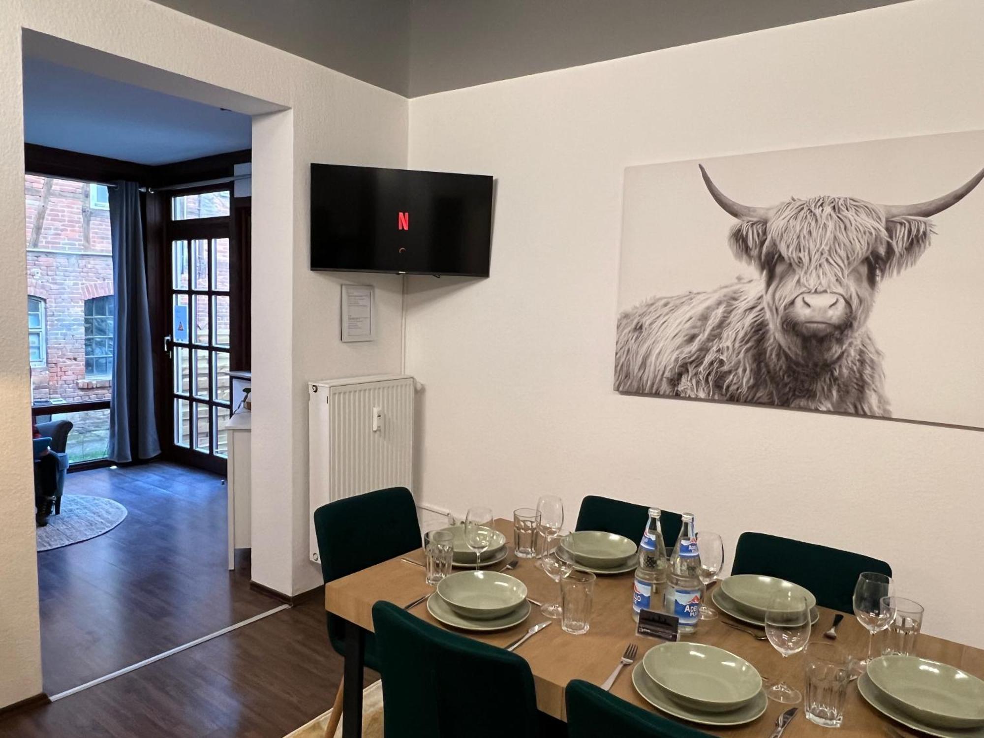 Apartment Humboldt 3 Schlafzimmer,Wifi, Netflix Parken, Terrasse, Klimatisiert, Naehe Zentrum เยนา ภายนอก รูปภาพ