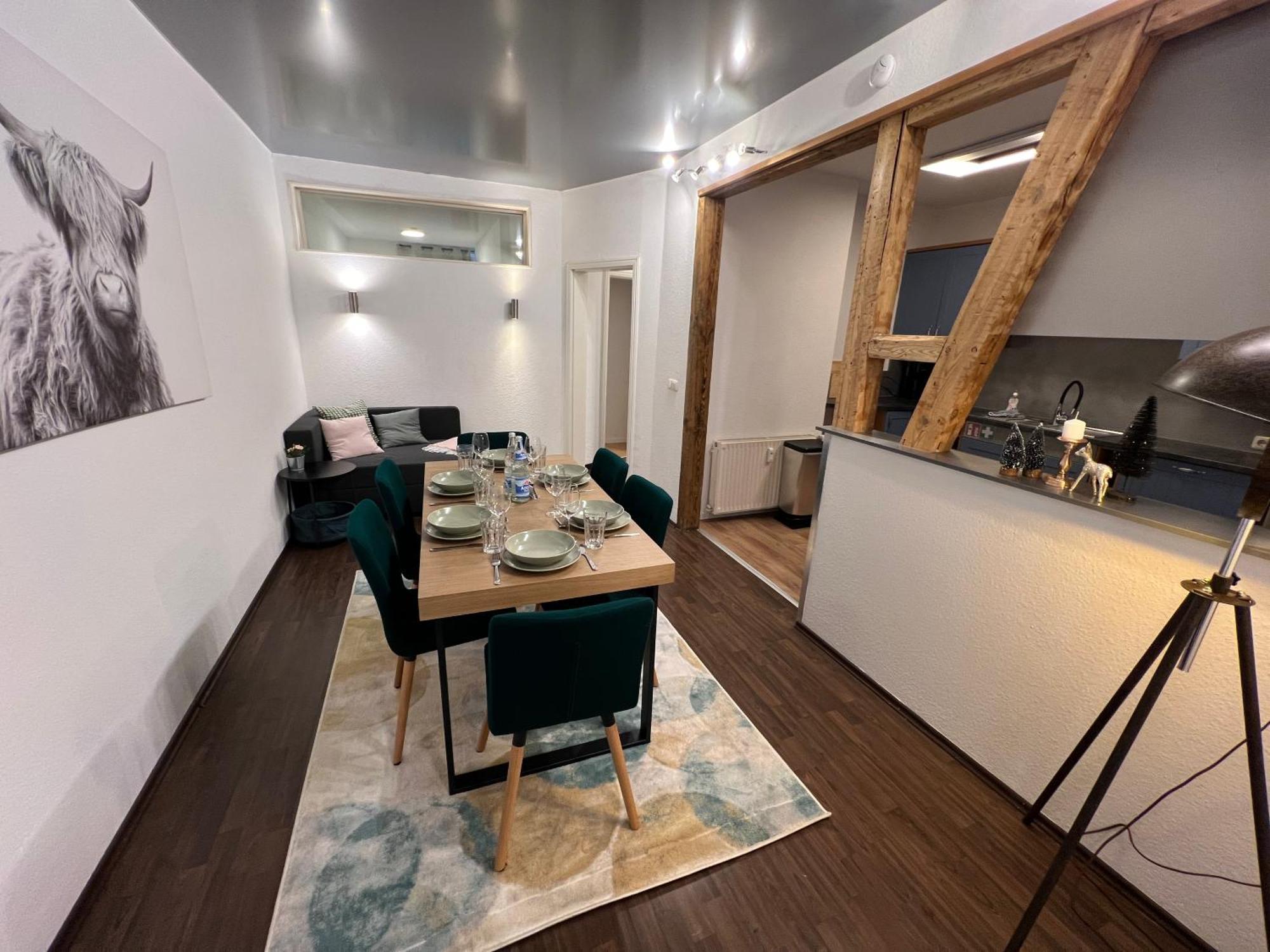Apartment Humboldt 3 Schlafzimmer,Wifi, Netflix Parken, Terrasse, Klimatisiert, Naehe Zentrum เยนา ภายนอก รูปภาพ